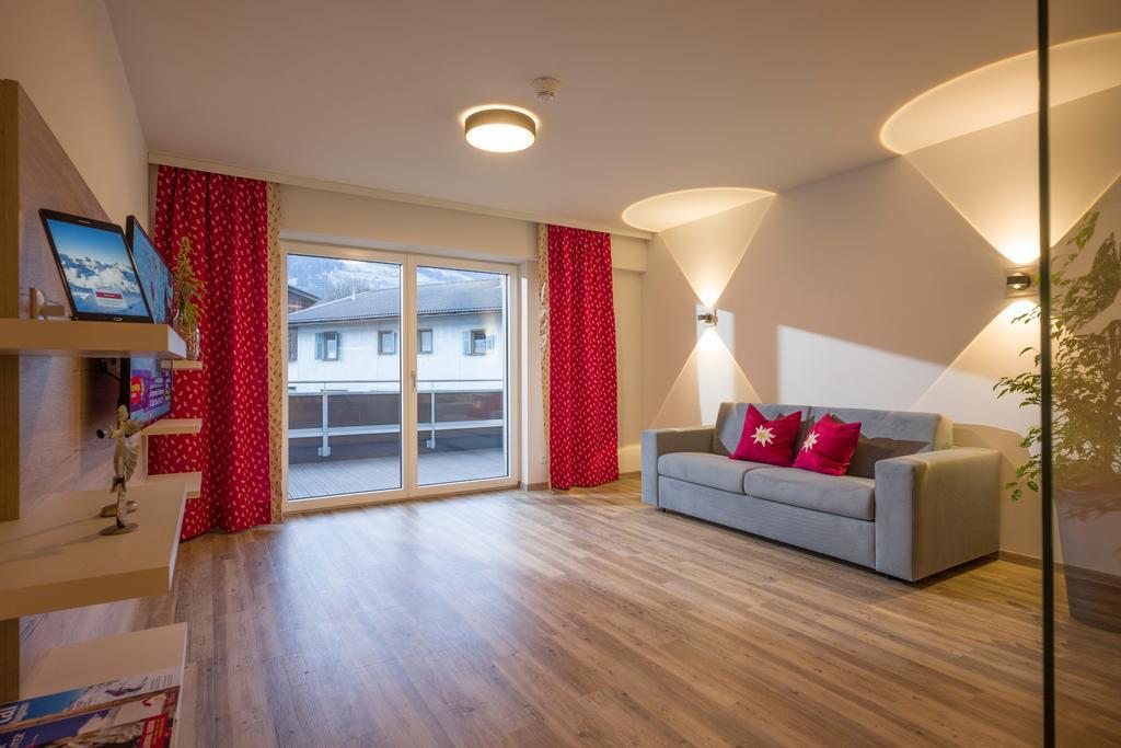 Aparthotel Alptirol カルテンバッハ エクステリア 写真